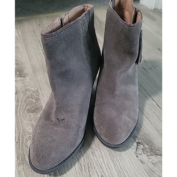 Vionic Womens Ankle Boot Sz 8.5 Suede Taupe Gray Leather Fringe Zip Block Heel - Picture 4 of 16